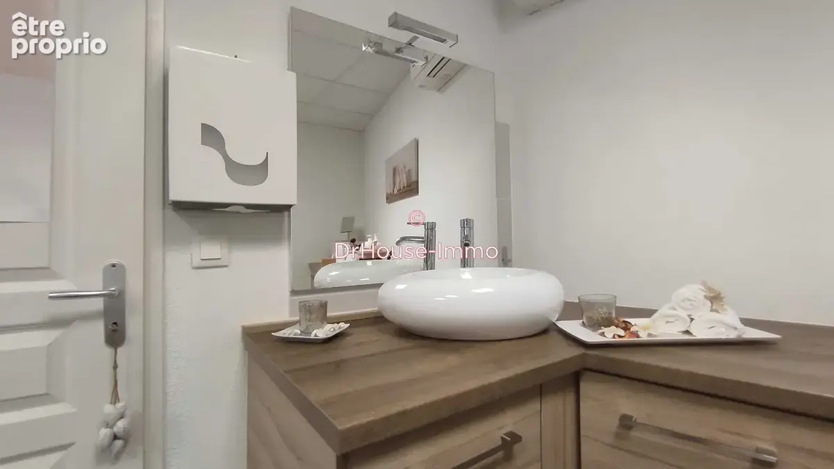Commerce 75 m² à vendre à Theza (66200) - photo 3