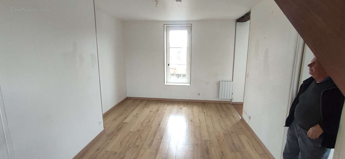 Appartement à CREPY