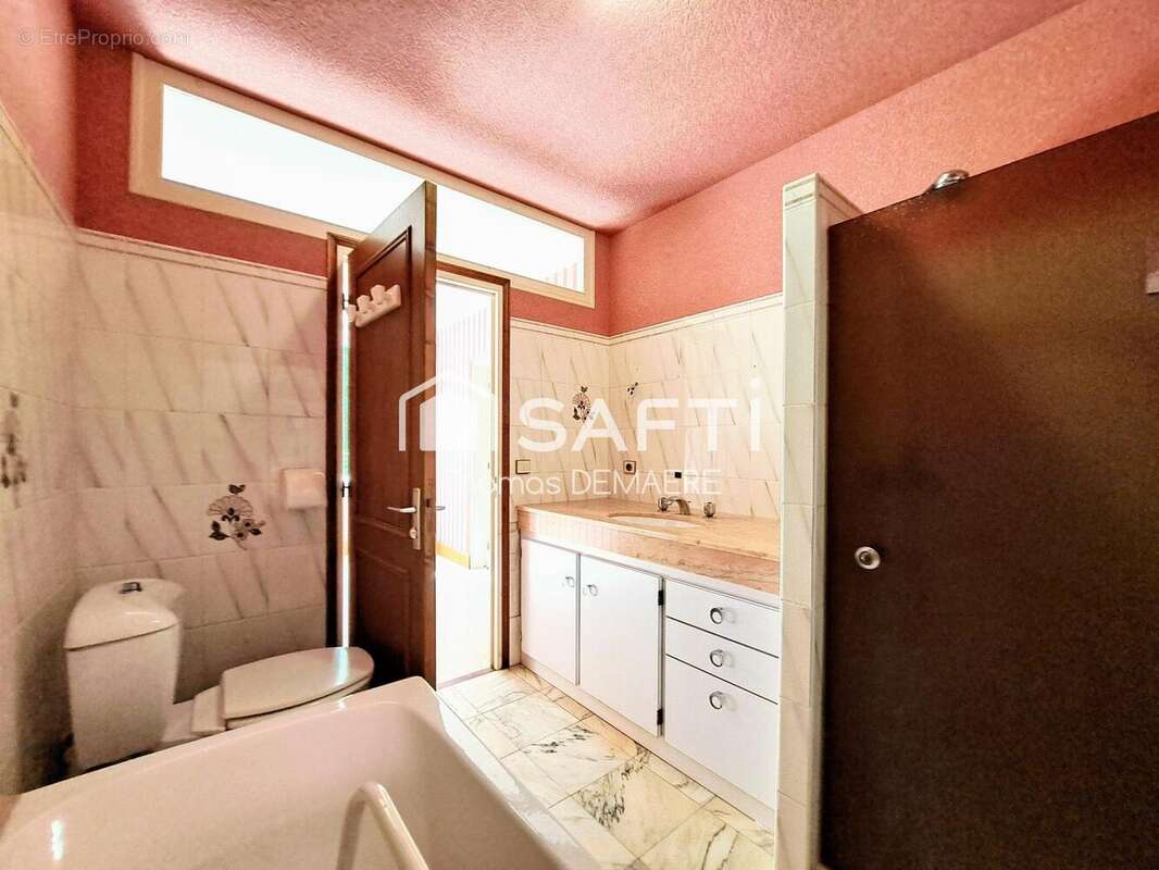 Photo 8 - Maison à MONTENDRE