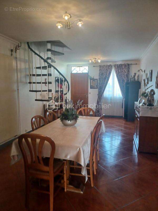 Jolie maison spacieuse a vendre (190 m2) - photo 8