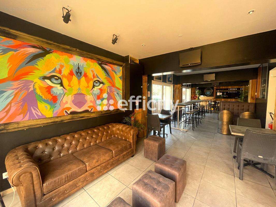 Commerce à ANDERNOS-LES-BAINS