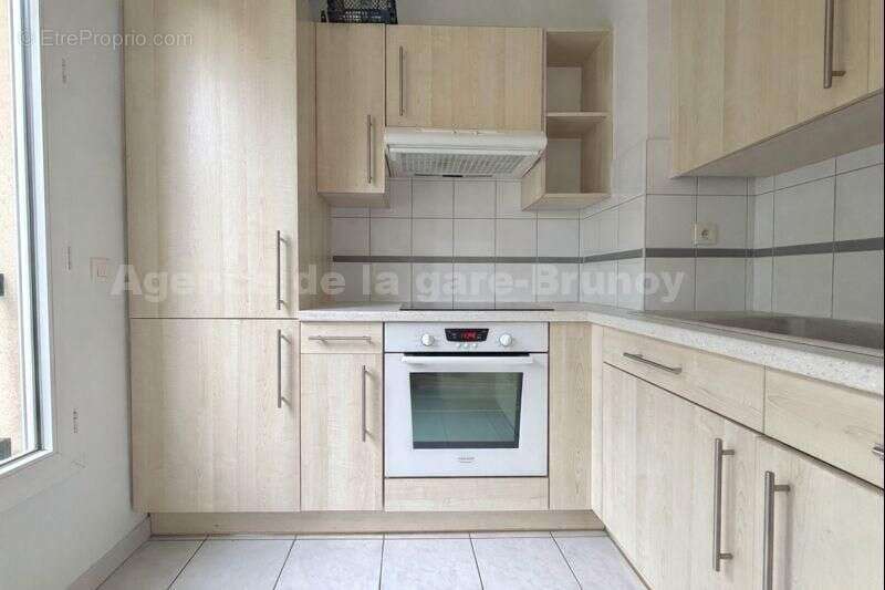 Appartement 53 m² à Brunoy  - photo 2