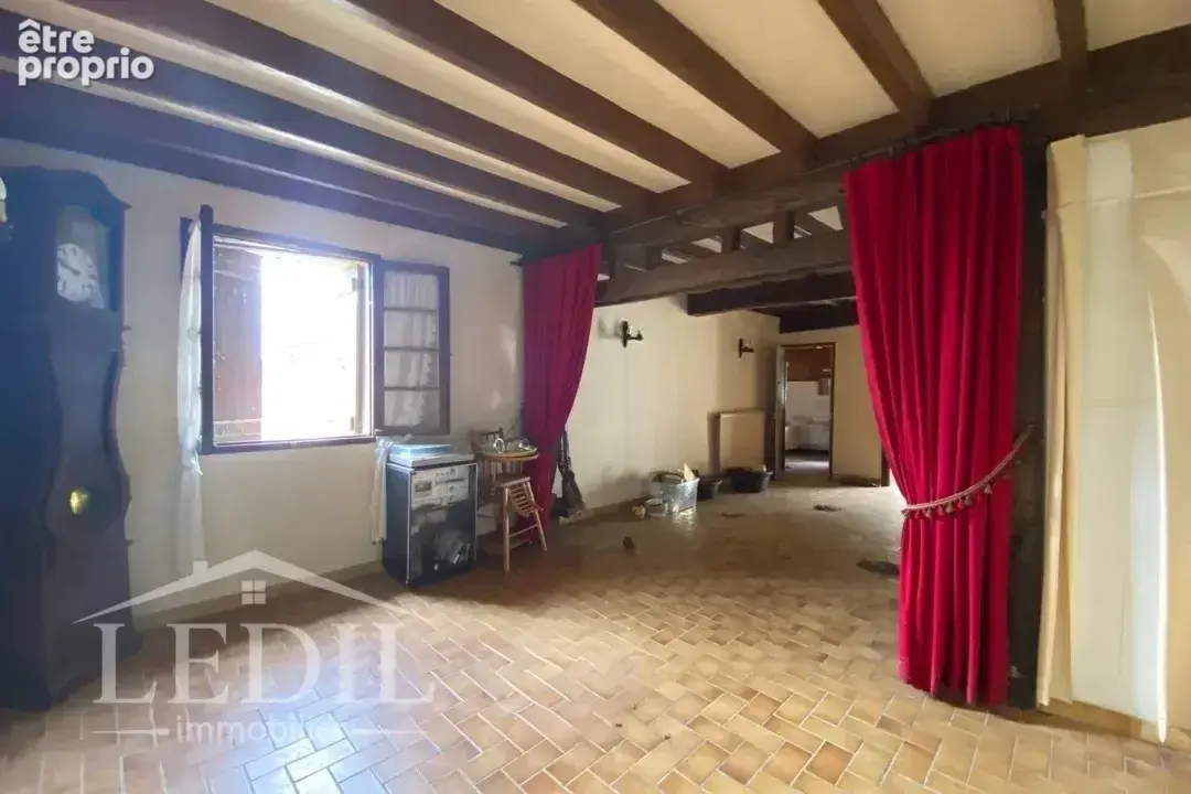Propriété avec dépendances et parc - photo 10