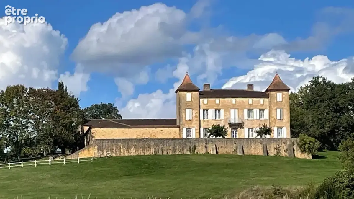 Autre à FUMEL
