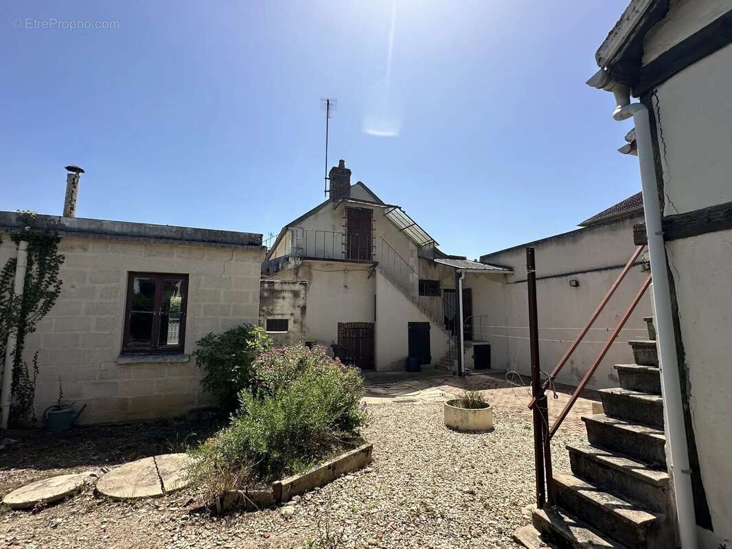 Maison à AUXERRE