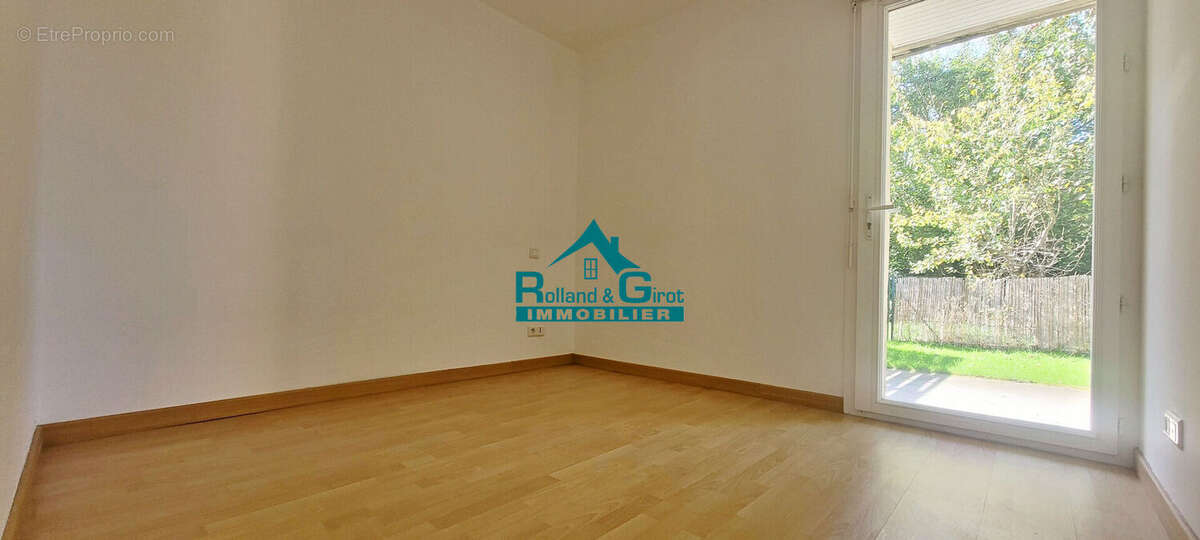 Appartement à SAINT-MEDARD-SUR-ILLE