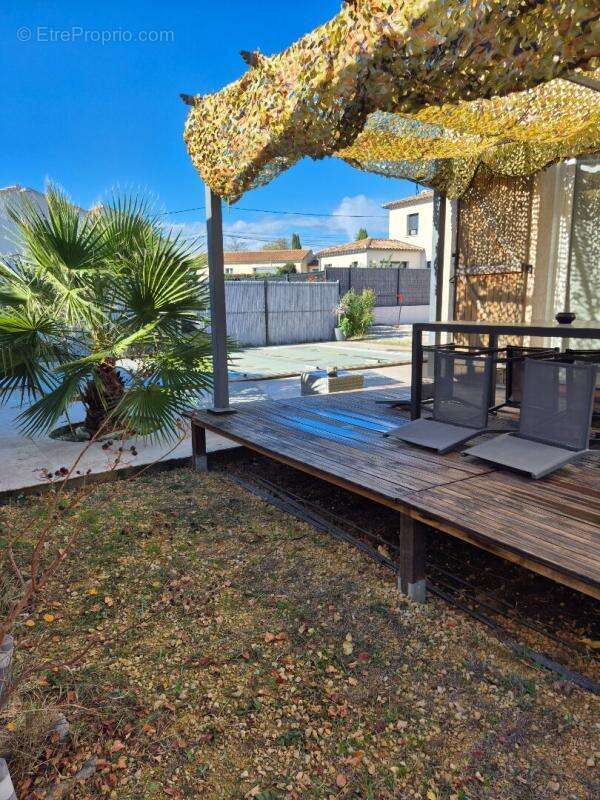 Maison à SAINT-GENIES-DE-COMOLAS