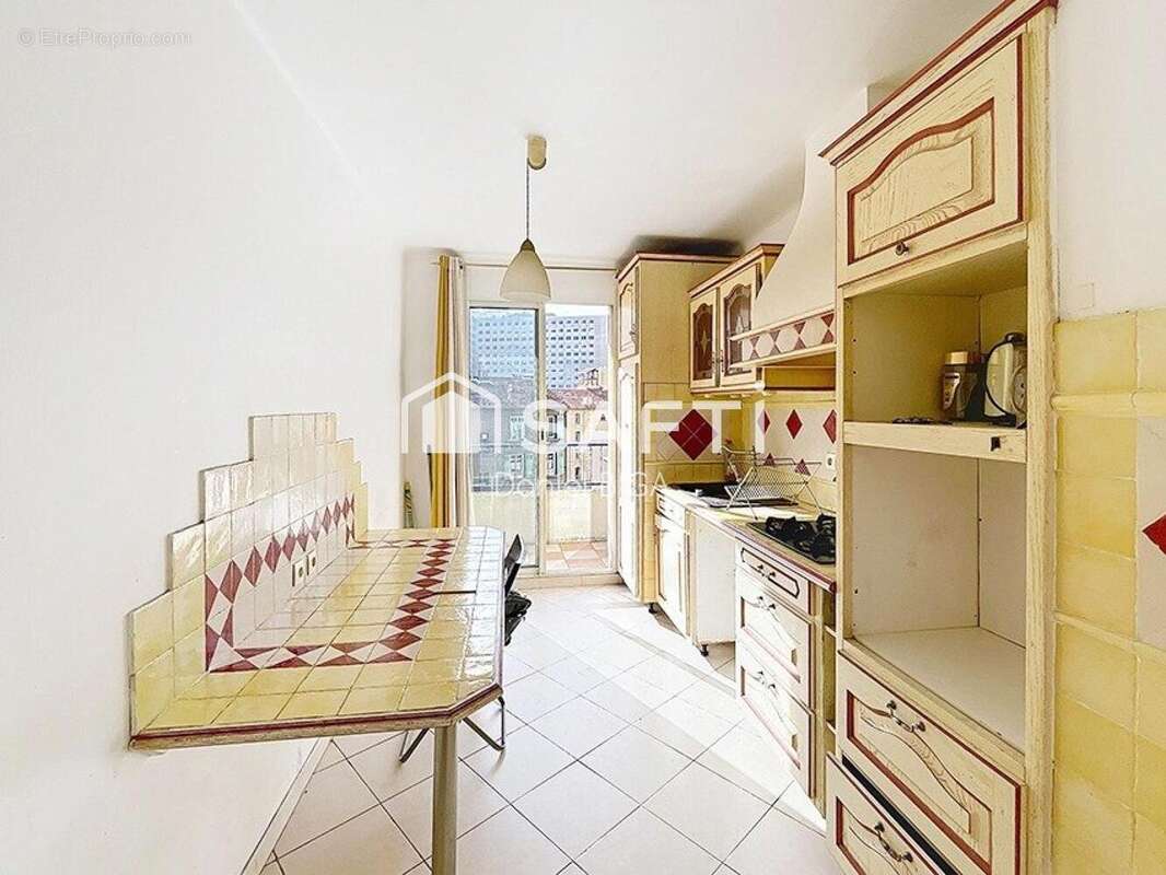 Photo 5 - Appartement à MARSEILLE-5E