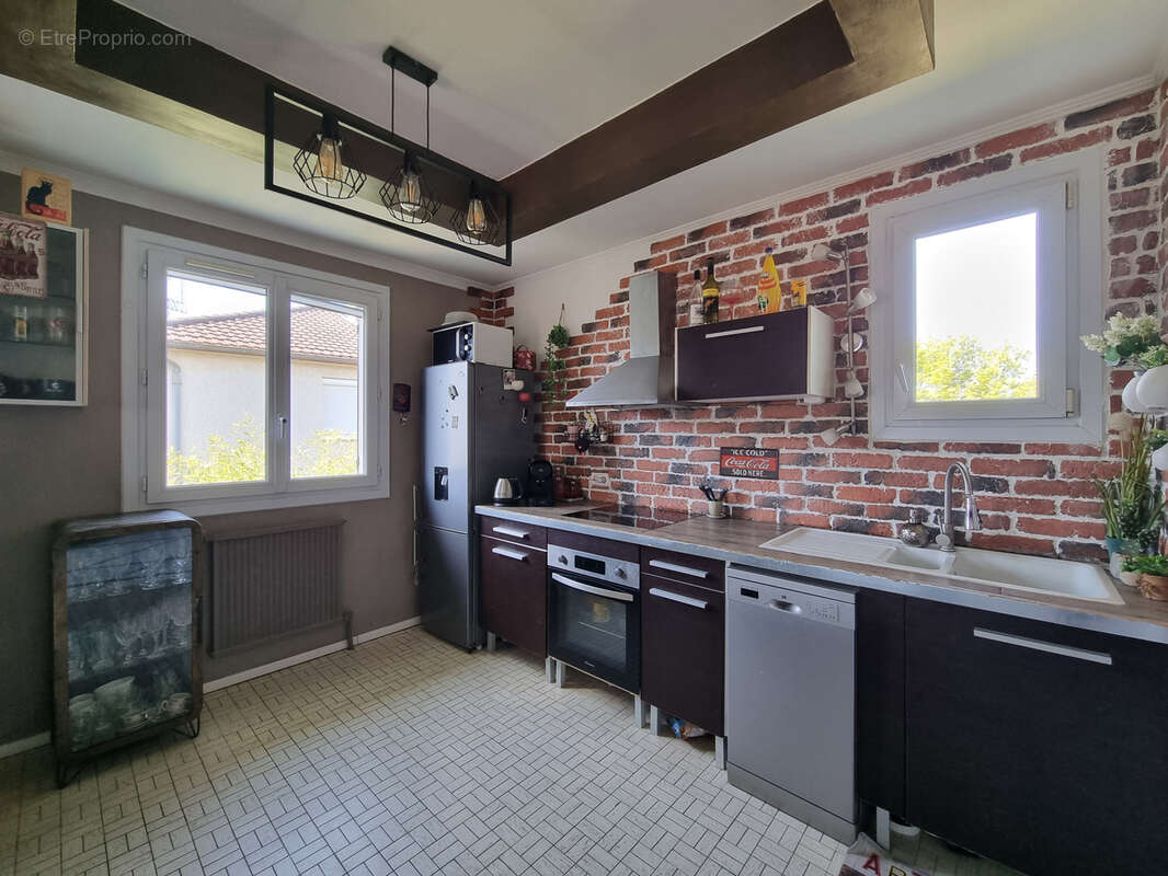 Maison à VILLEFRANCHE-SUR-SAONE