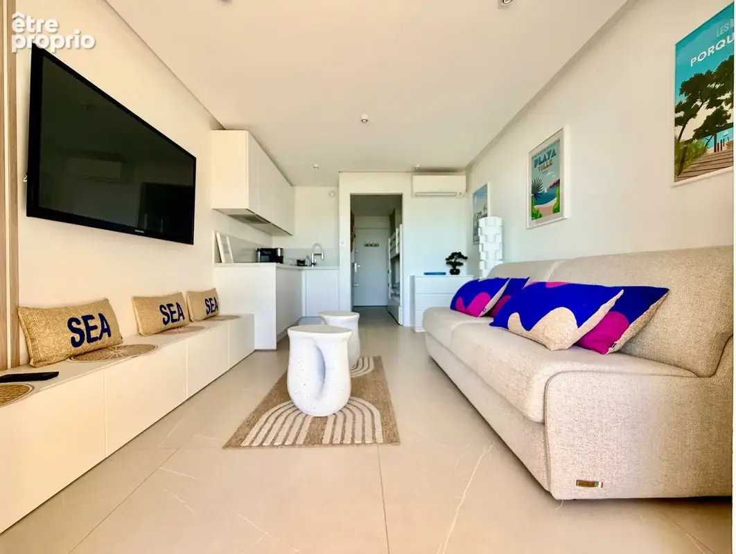 Superbe studio meuble avec pleine vue mer. - photo 6