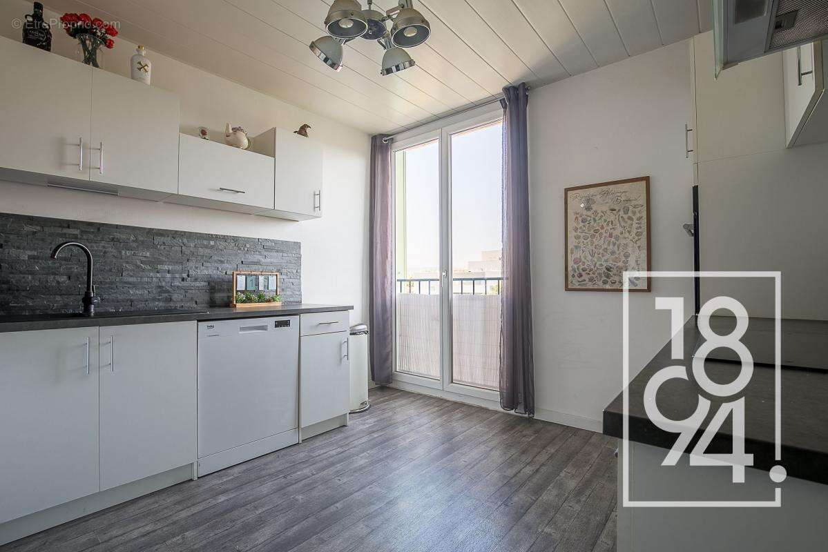 Appartement à MARSEILLE-10E