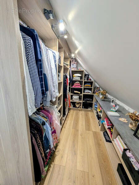 Maison à HORNOY-LE-BOURG