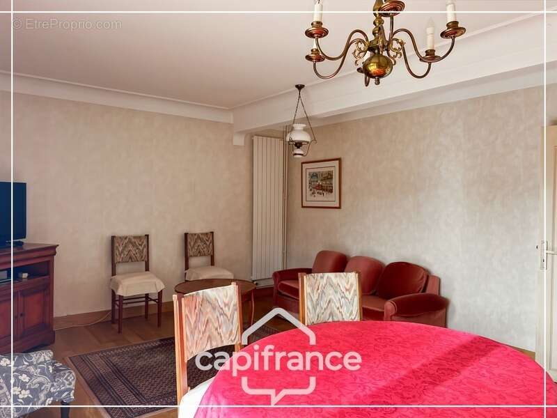 Maison à CASTELCULIER