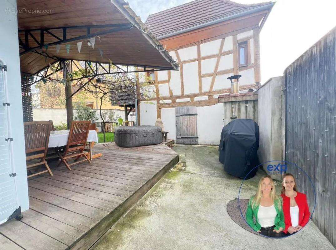 Maison à SAINTE-CROIX-EN-PLAINE