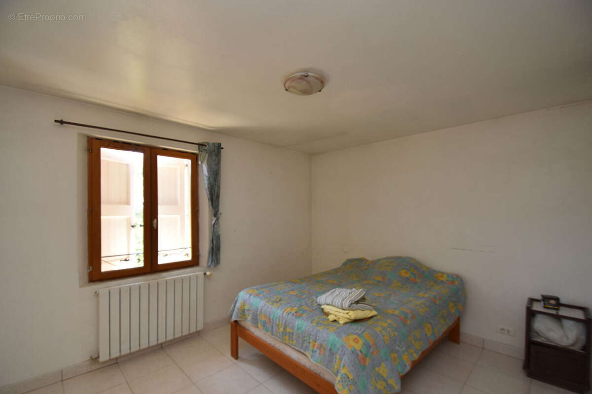 Maison à SAINT-PAUL-EN-FORET