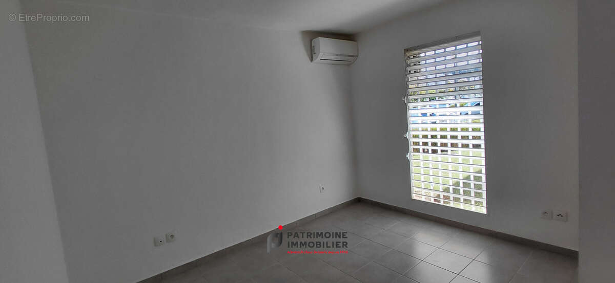 Appartement à PETIT-BOURG