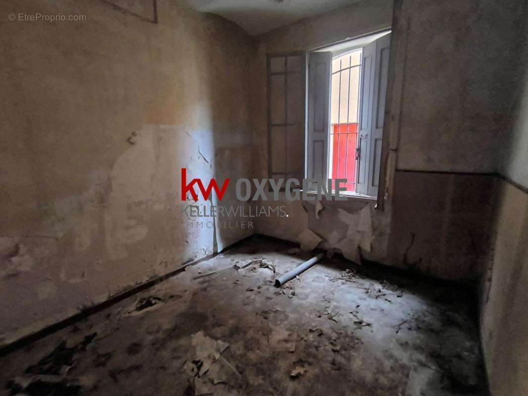 Commerce à LE BOULOU