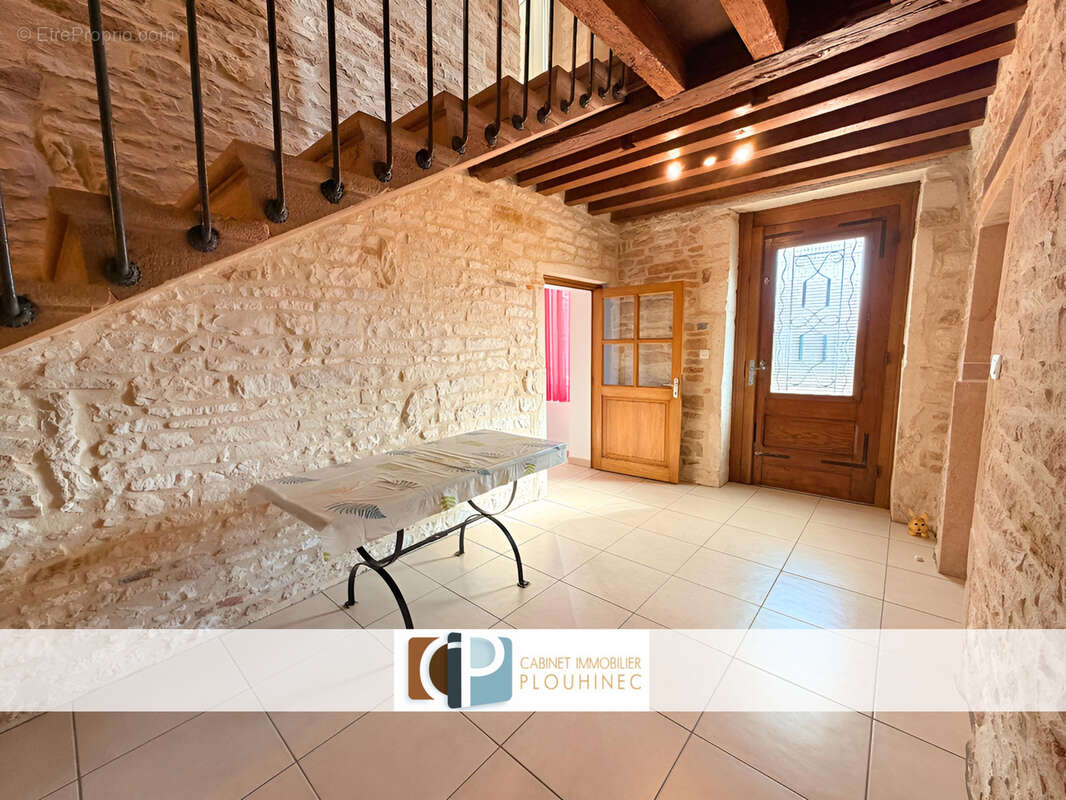 Maison à CLESSE
