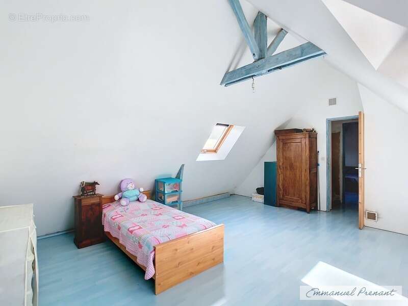 Dpt Loir et Cher (41), à vendre CELLE maison P10 de 210 m² - Terrain de 1 211,00 m² - photo 20