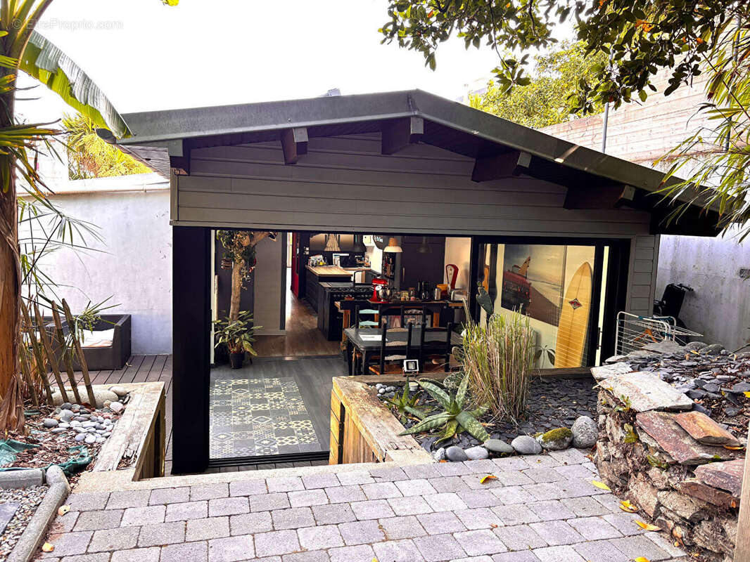 Maison  5 pièce(s) - photo 2