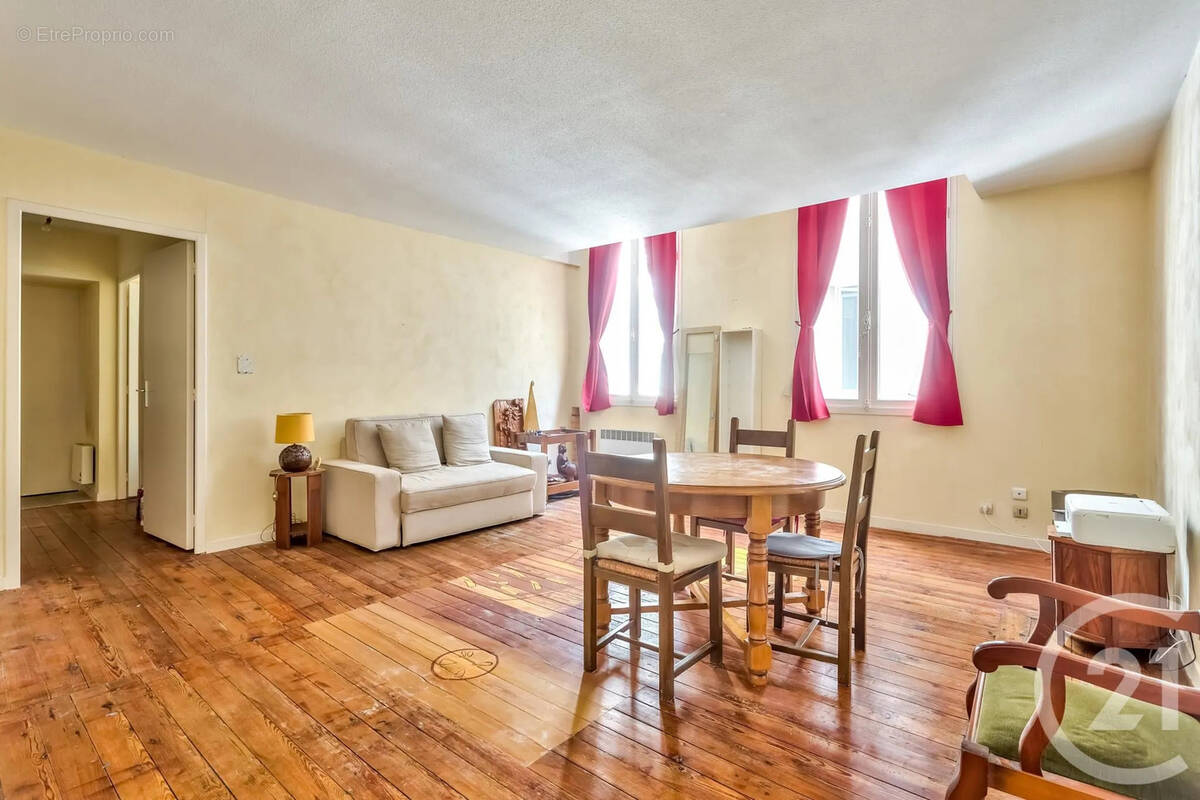 Appartement à BORDEAUX