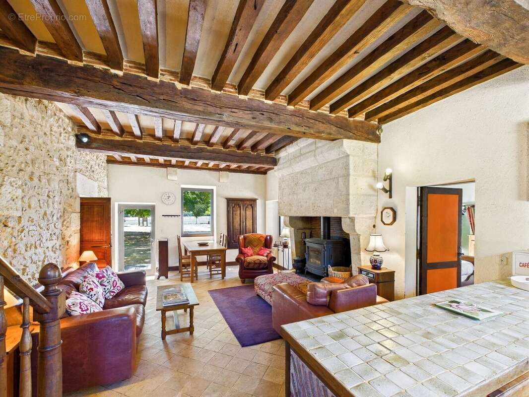 Propriété d’exception du Moyen Âge en bord de rivière – Maison d’amis, piscine à débordement et dépendance – Proche Bergerac - photo 12