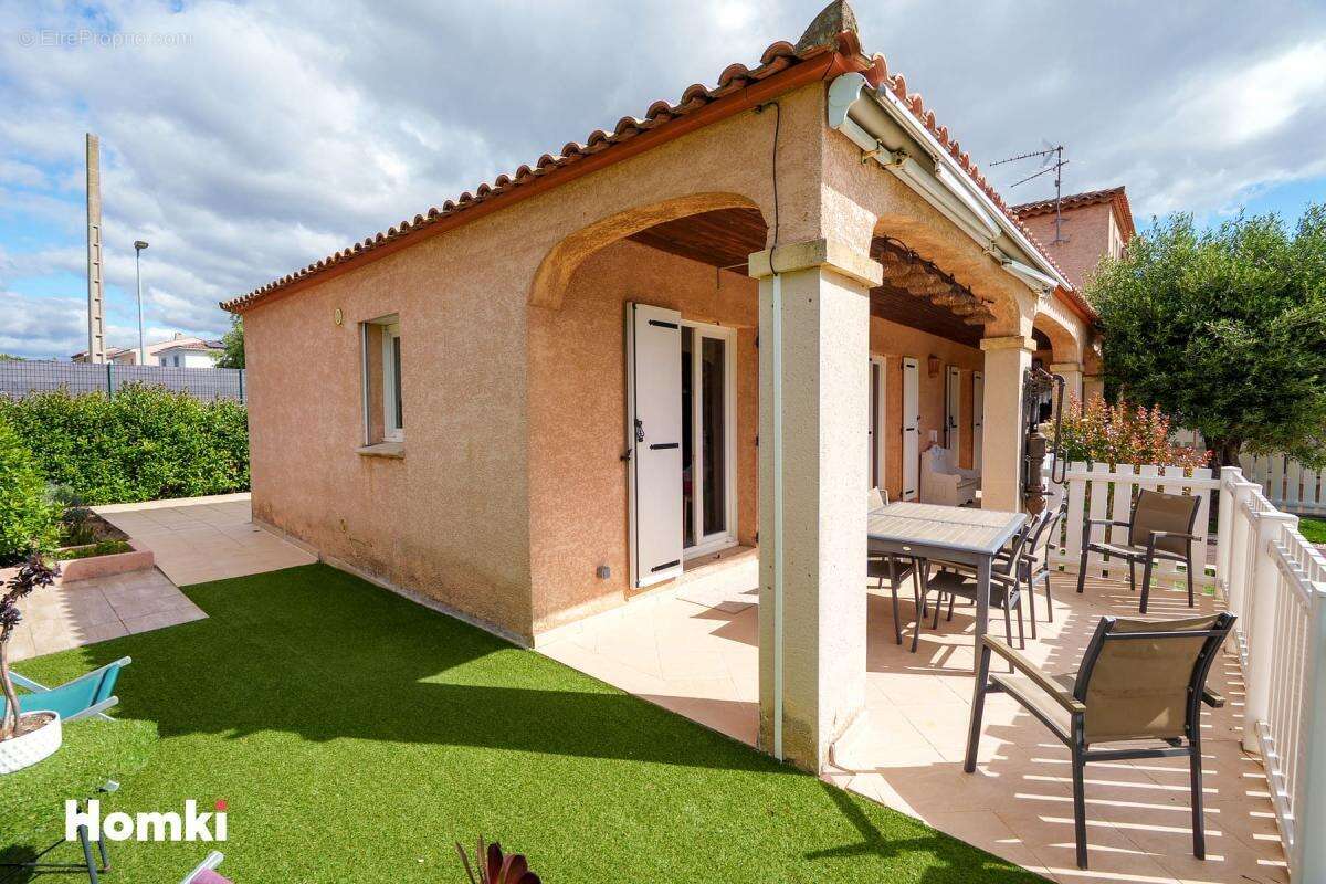 Maison à SAUSSAN