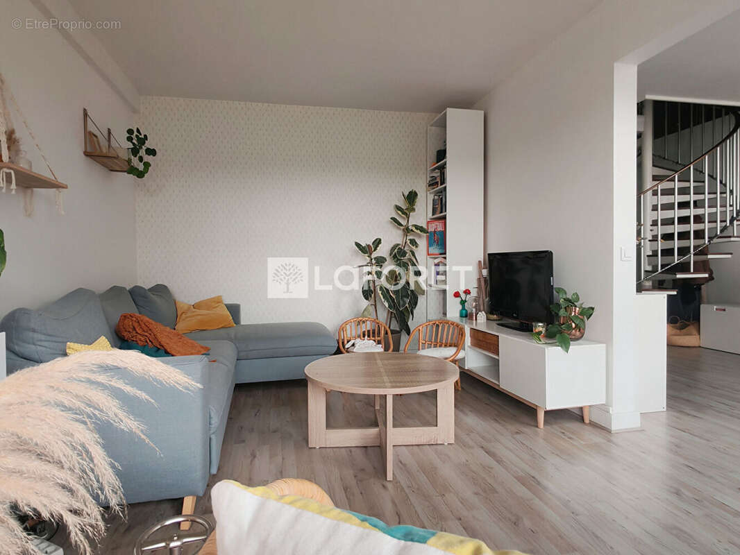 Appartement à JUVISY-SUR-ORGE