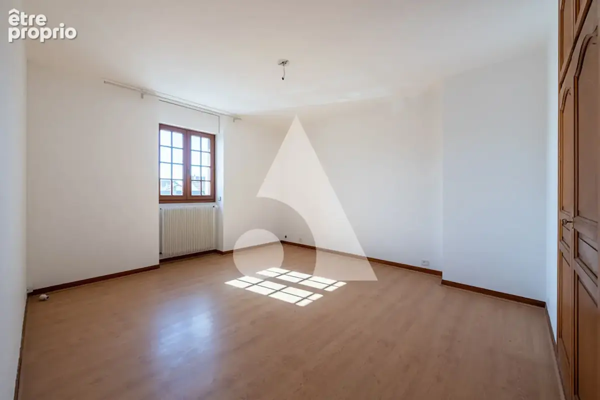Ormesson Sur Marne, Belle maison familiale 8 pièces de 170 m2 - photo 13