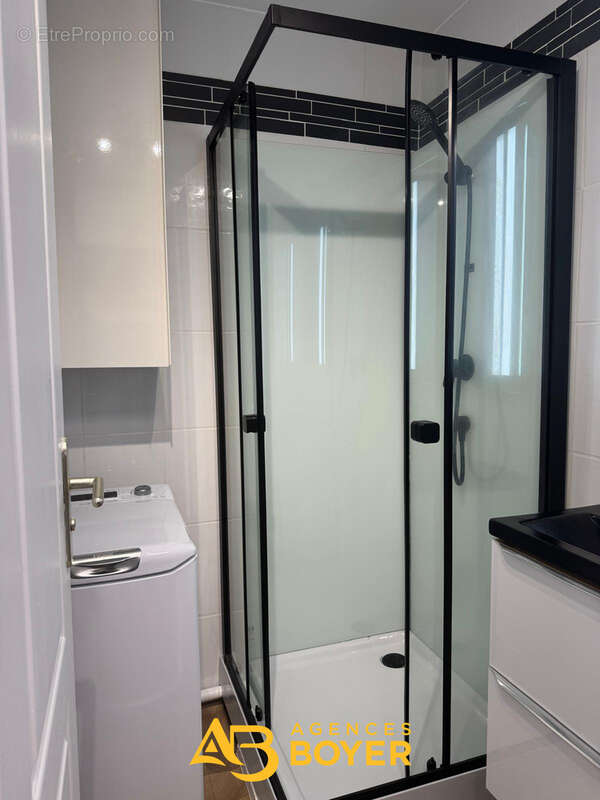 Bandol - studio cabine 4 couchages + terrasse et parking prive - photo 9