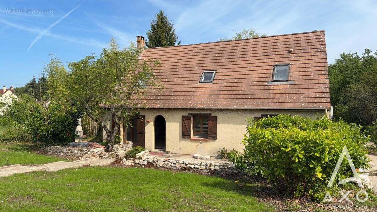 Maison à CHEVANNES