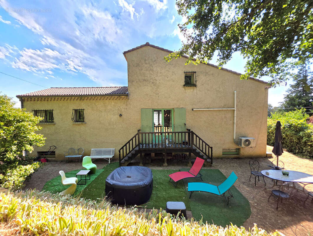 Exclusivité Maison  4 pièce(s) 117.03 m2 avec un sous sol de  120 m² - photo 12