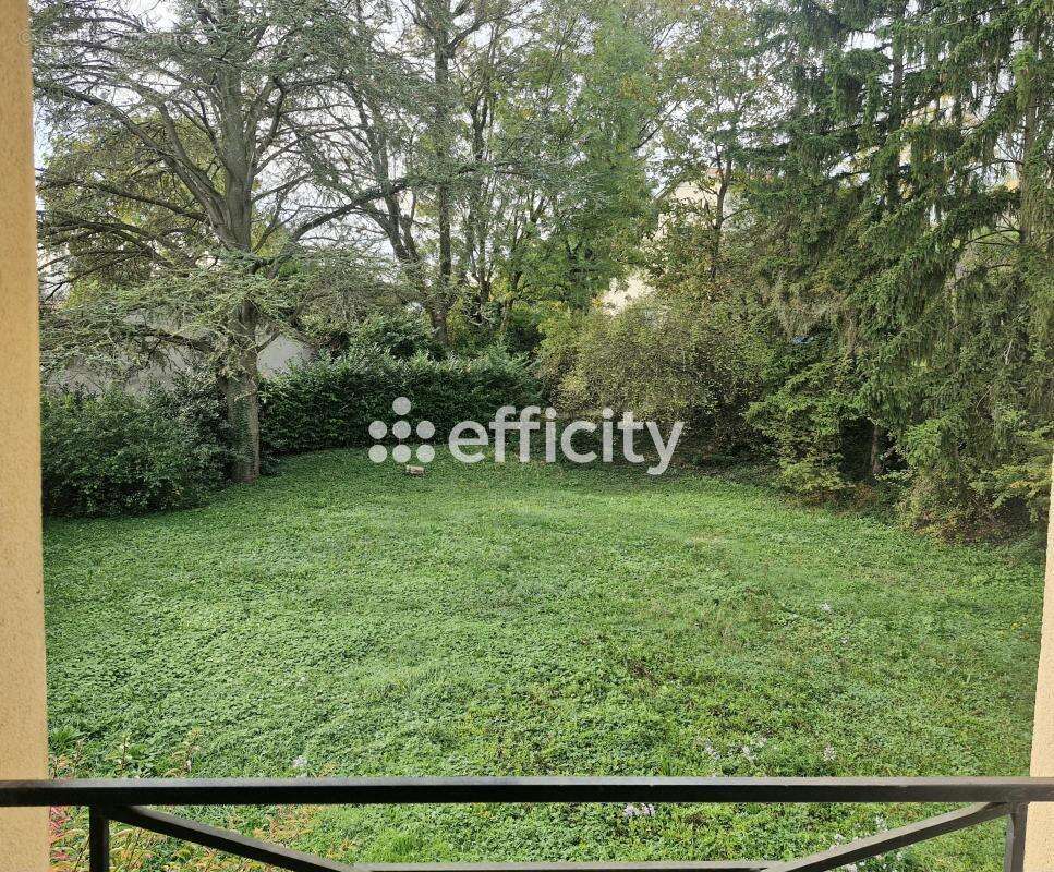 Maison à SAINT-CYR-AU-MONT-D'OR