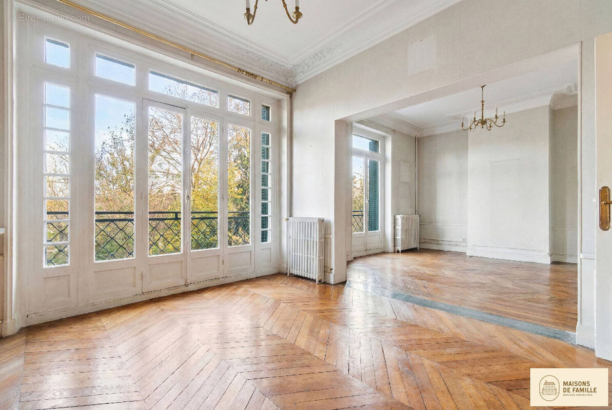 Maison à BOUGIVAL