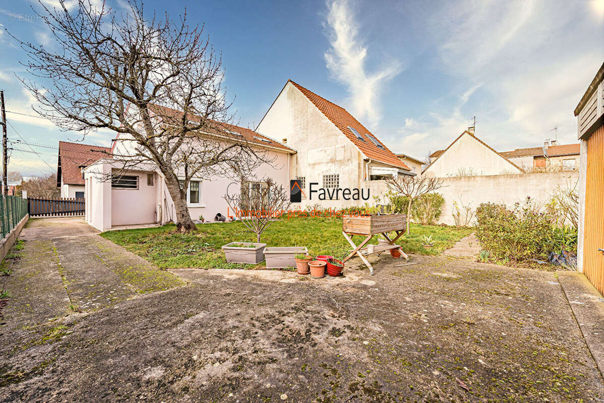 Maison à L'HAY-LES-ROSES