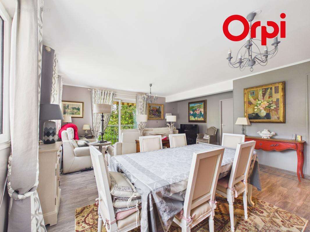 Appartement à BERNAY