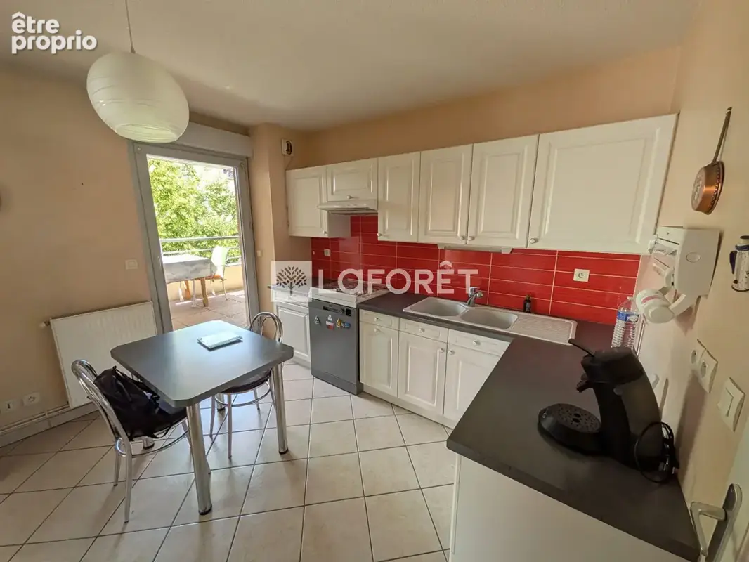 Appartement Irigny 4 pièce(s) 81 m2 - photo 2