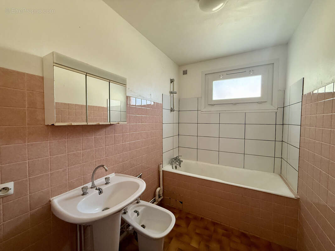 Appartement à BEZIERS