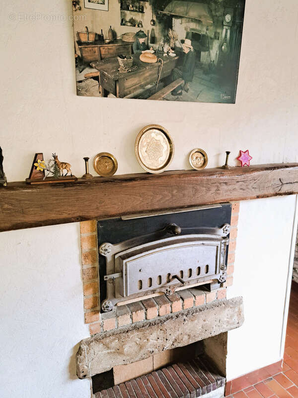 Maison à PONT-SUR-YONNE