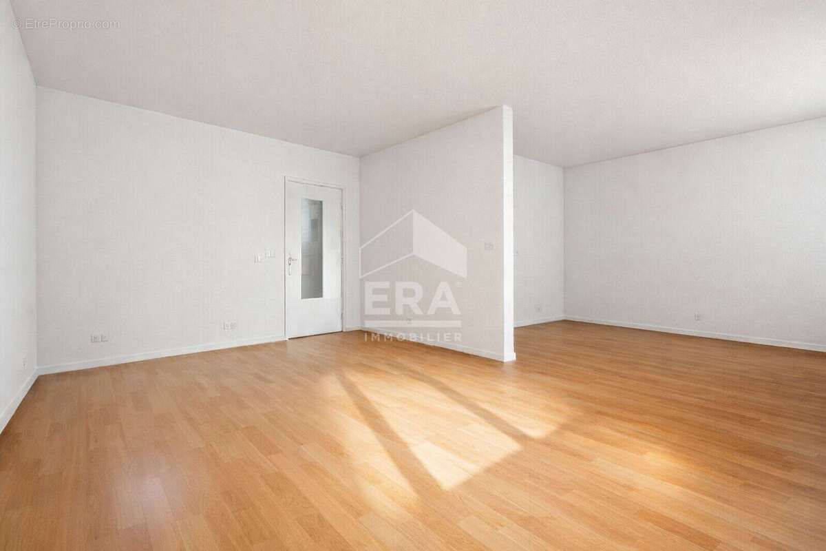 Appartement à ISSY-LES-MOULINEAUX