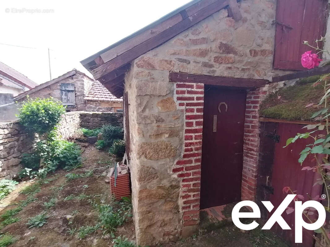 Maison à SAINT-MAURICE-LA-SOUTERRAINE