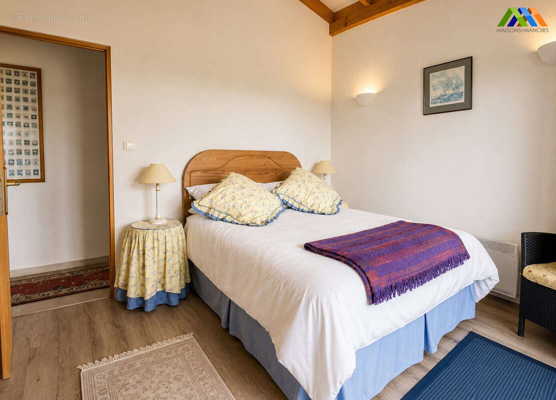 Maison 250 m² à Mirande  - photo 9