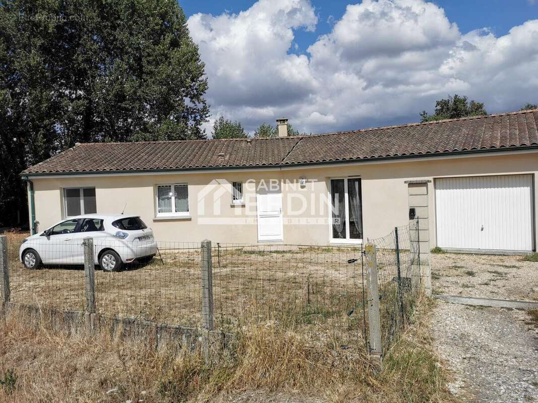 Maison à SAINT-DENIS-DE-PILE