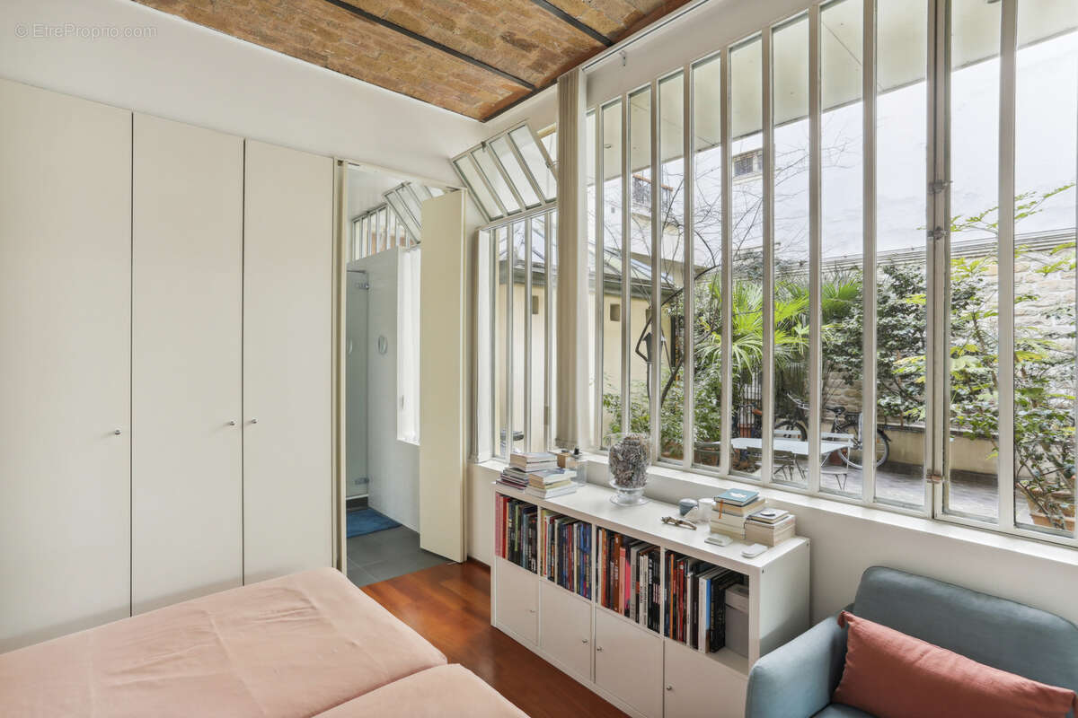 Appartement à PARIS-3E