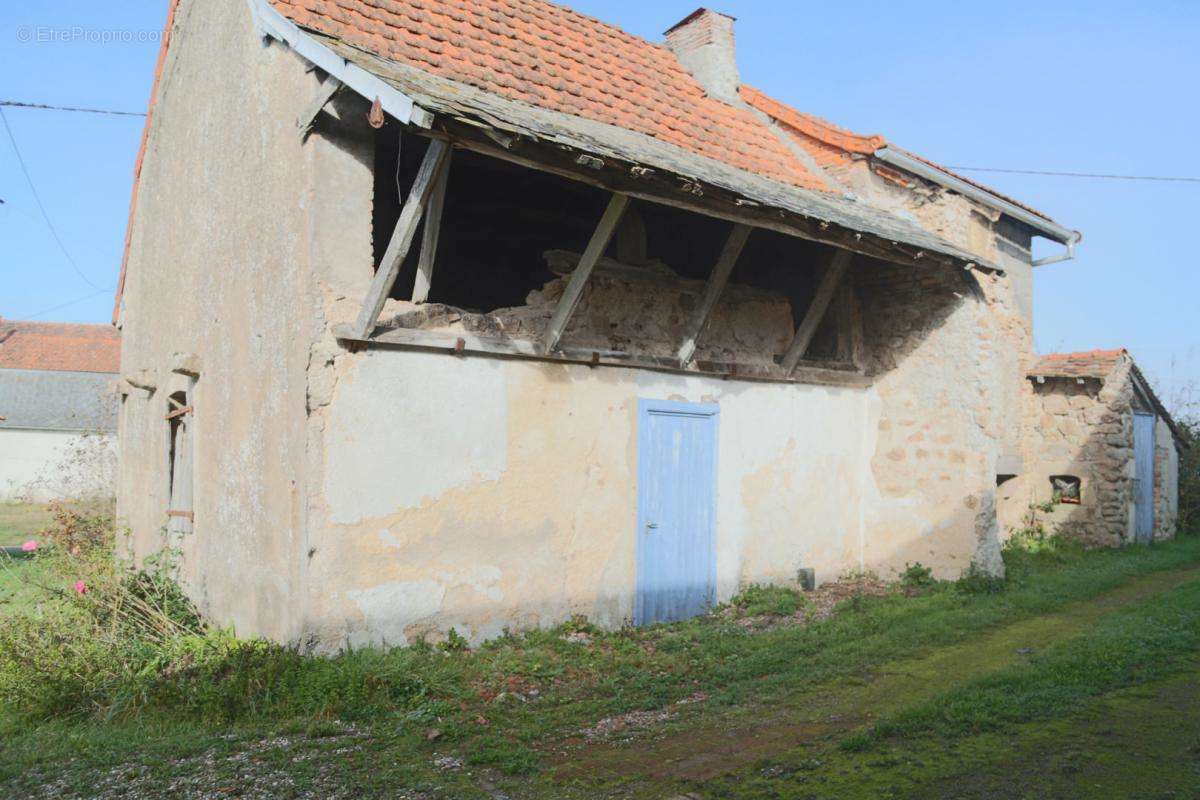 Maison à SAINT-DIDIER-SUR-ARROUX