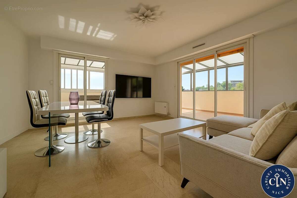 Appartement à NICE