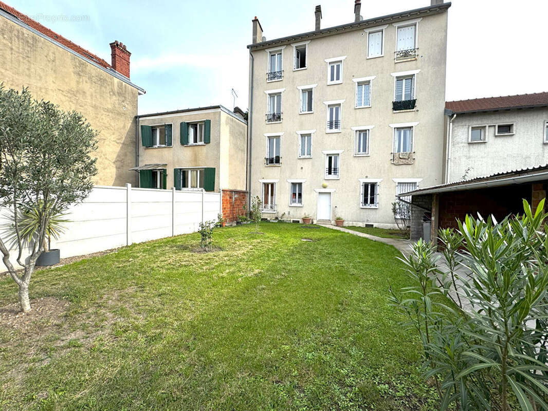 Appartement à BEZONS