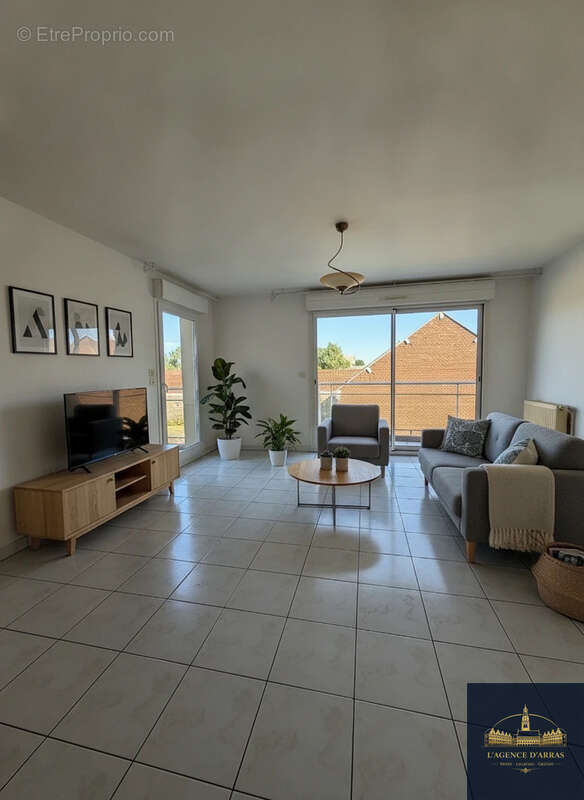Tilloy lès-Mofflaines   Superbe appartement T3 de 80 m2 avec balcon, terrasse, garage et cave - photo 8