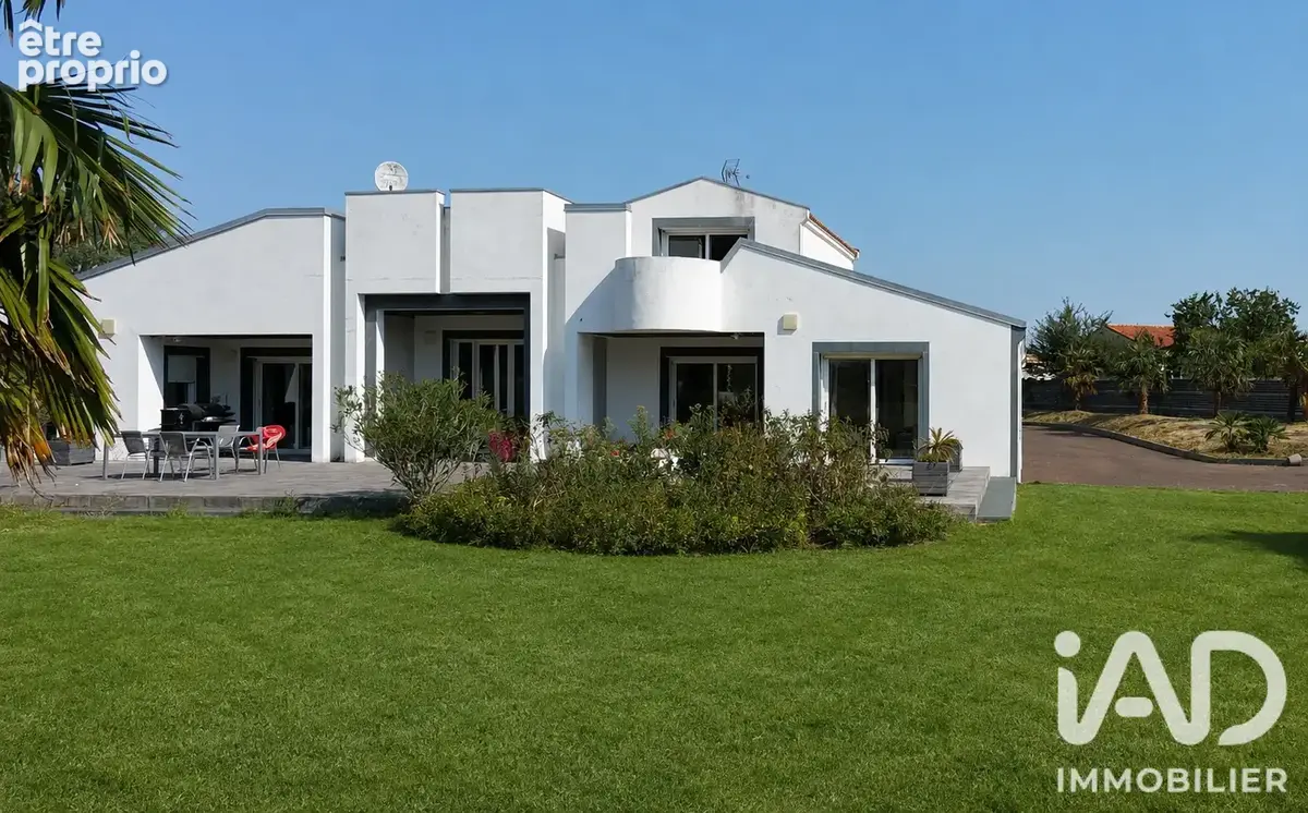 Photo 1 - Maison à SAINT-REVEREND