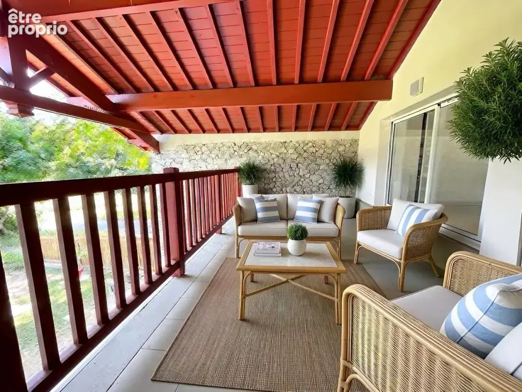 Appartement à URRUGNE